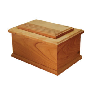Urns Delta Knotty Macrocarpa